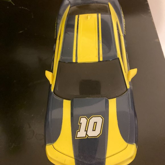 Chevy MTech Racing Car - Picture 3 of 9